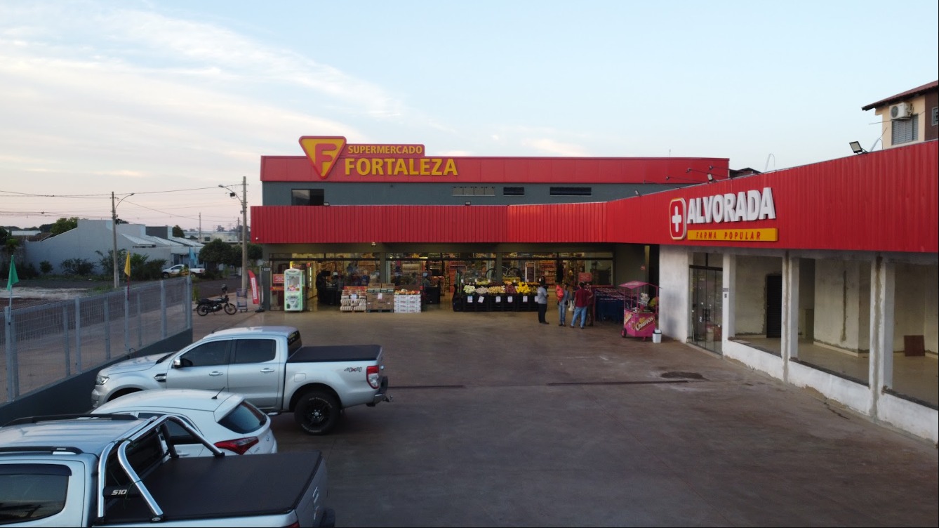 Fachada da loja Fortaleza — Parque Alvorada
